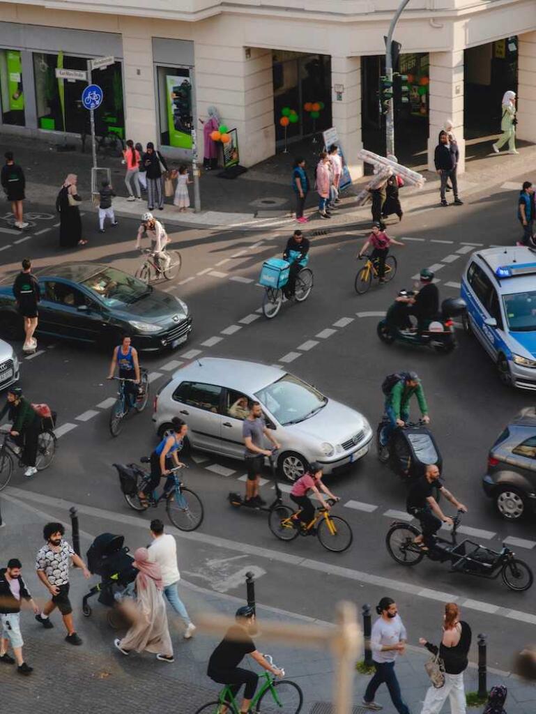 Laura Schaeffer: photomontage "KMX", Berlin 2023